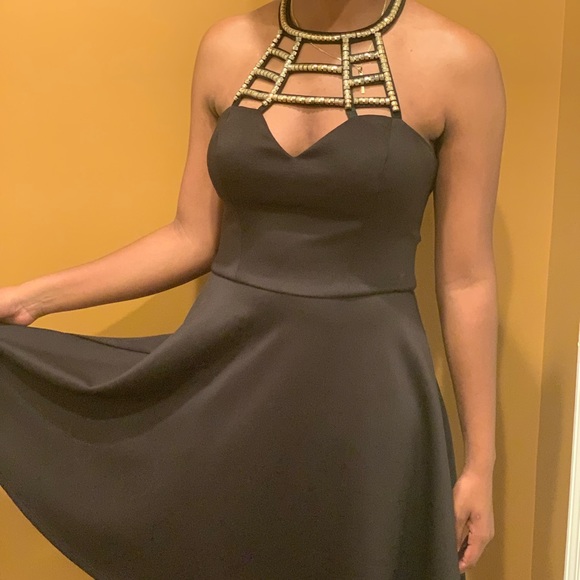 Little black dress - Picture 2 of 6